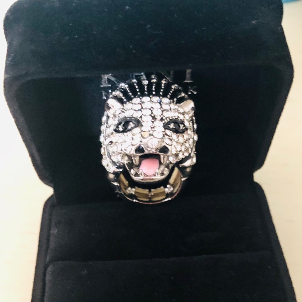 Tiger Ring 🐯 - Picture 4 of 8